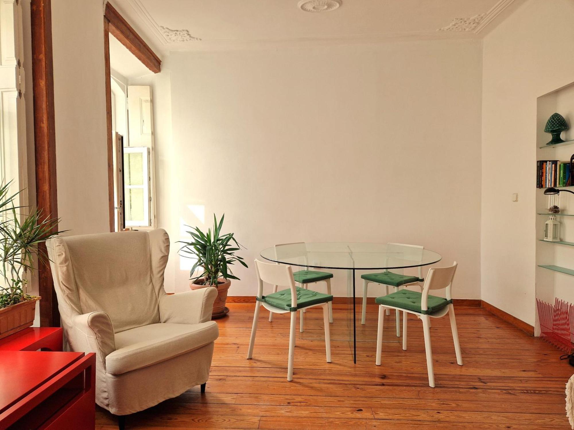 Centre Charm And Practicality Lisbon